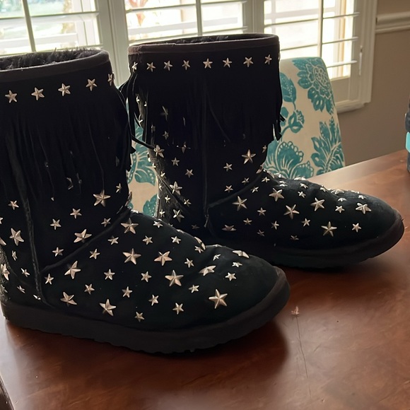 UGG & Jimmy Choo black fringe shearling star studded boots with original box - Picture 12 of 17